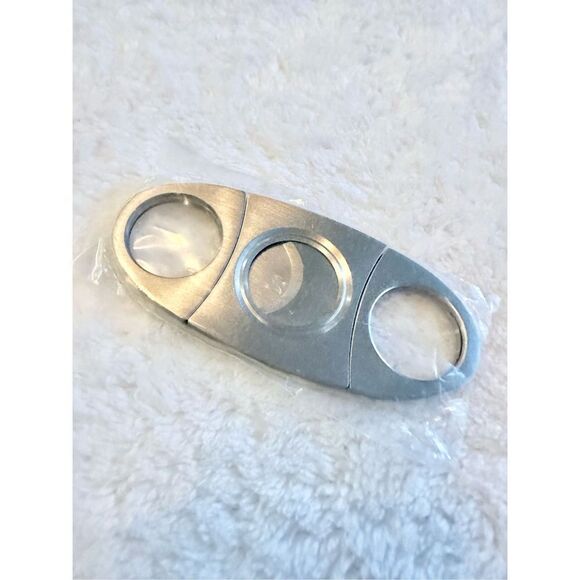 Double Blade Cigar Cutter Stainless Steel Portable Mini Cigar Cutter NWOT - Picture 3 of 3
